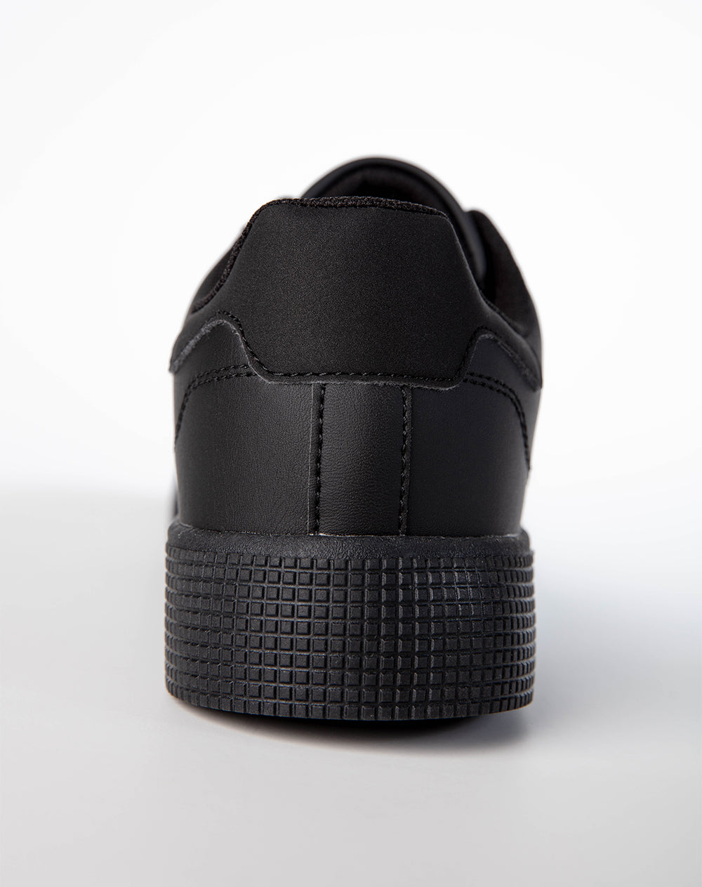 Tenis negros