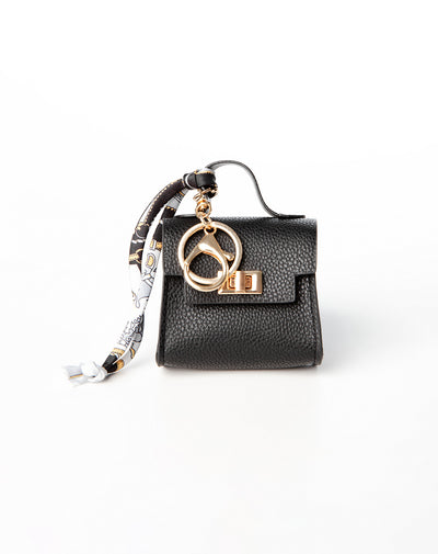 Charms bolso negro