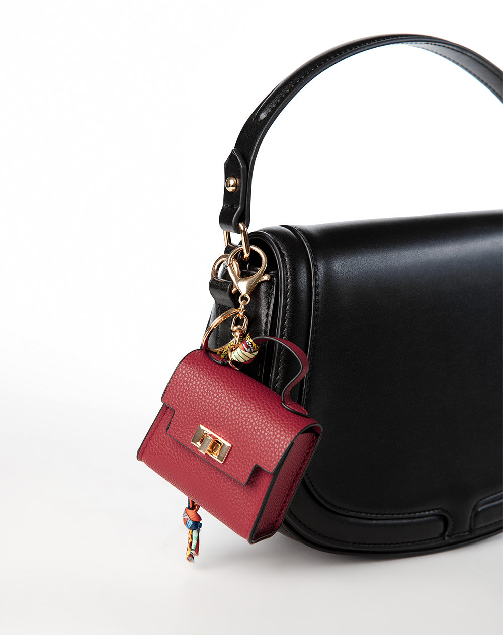 Charms de bolso rojo