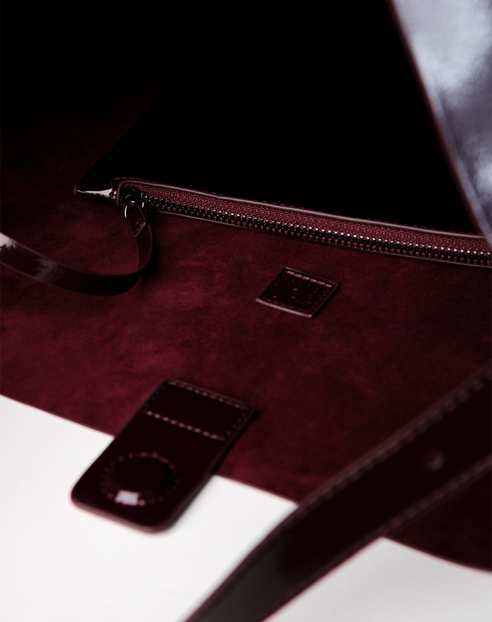 Bolso vino tinto