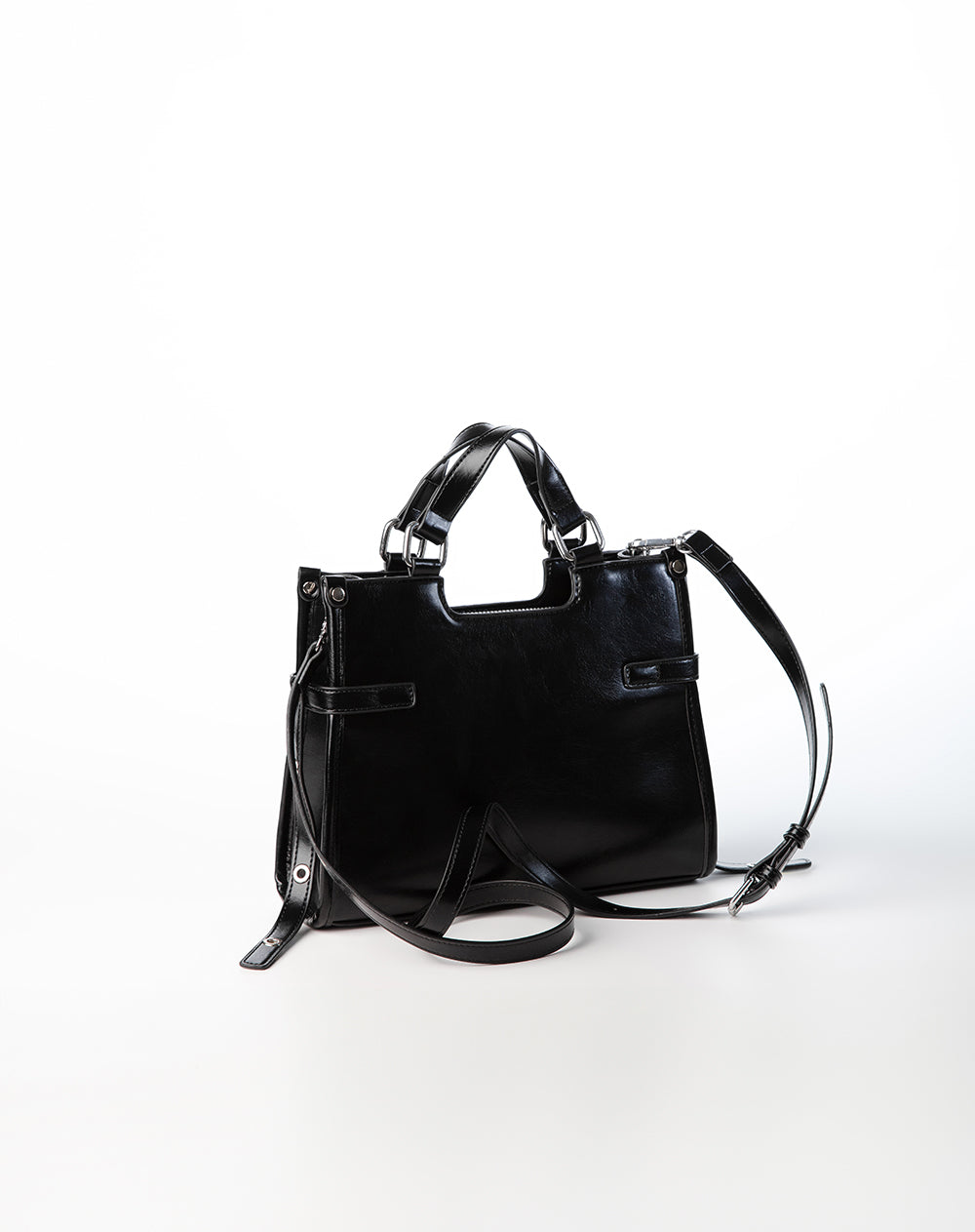 Bolso estructurado charol negro mujer