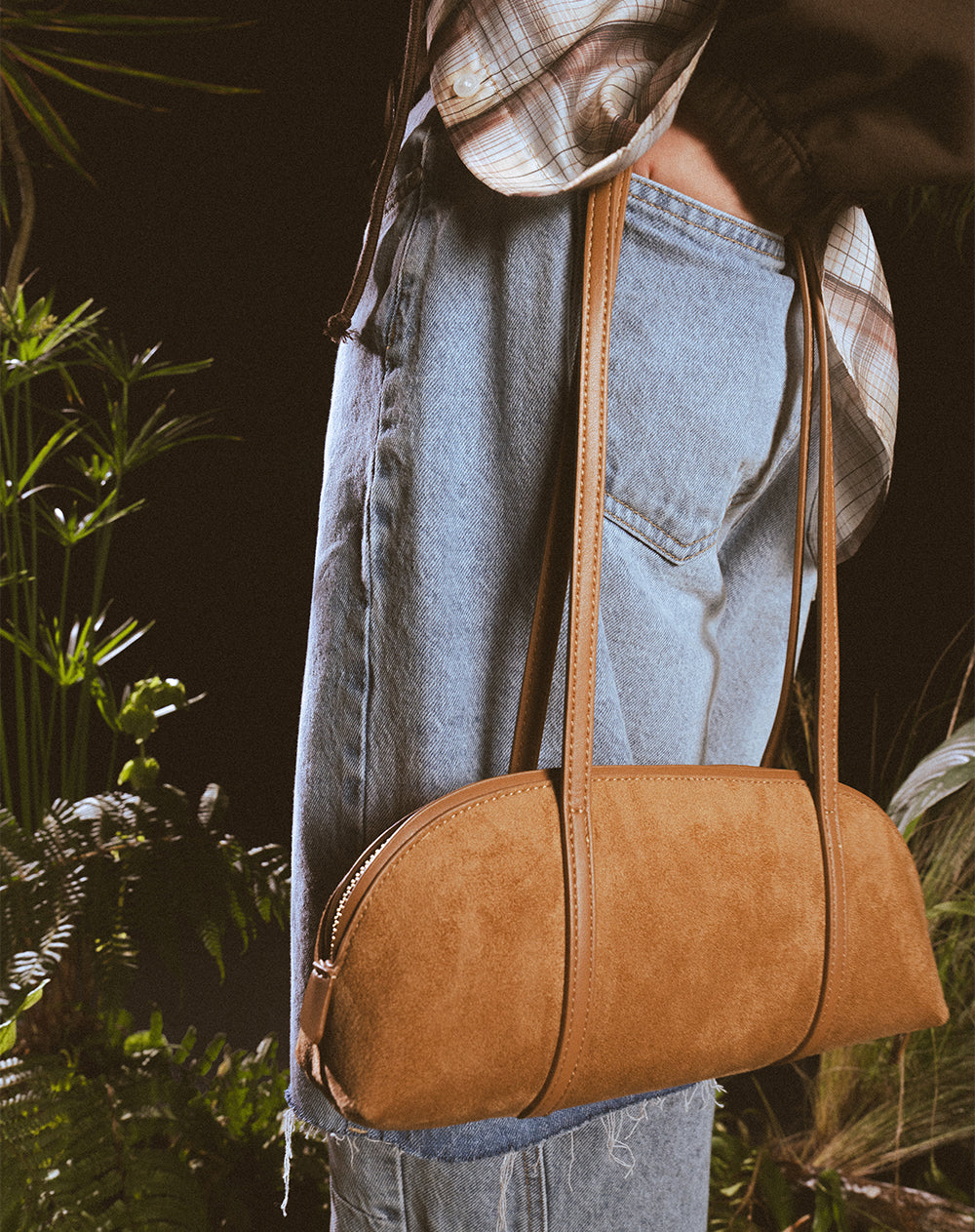 Bolso baguette café mujer