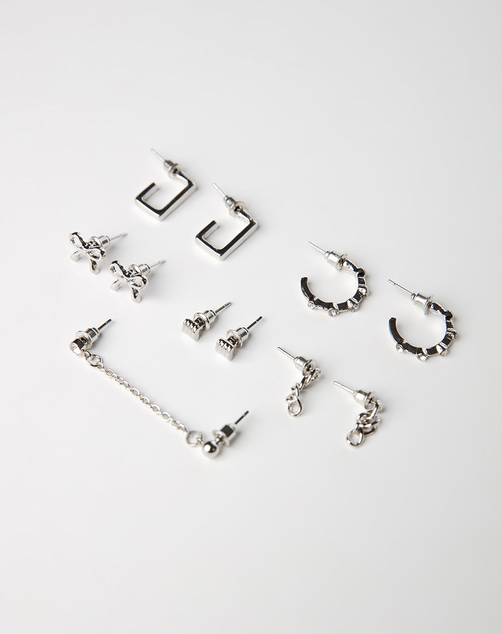 Aretes plateados