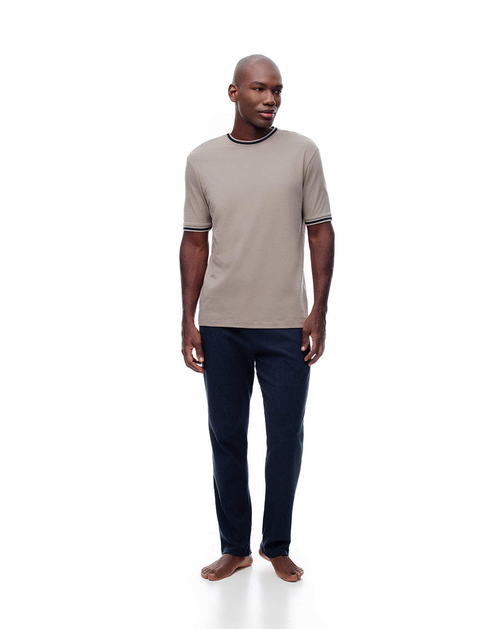 Camiseta regular fit manga corta taupe