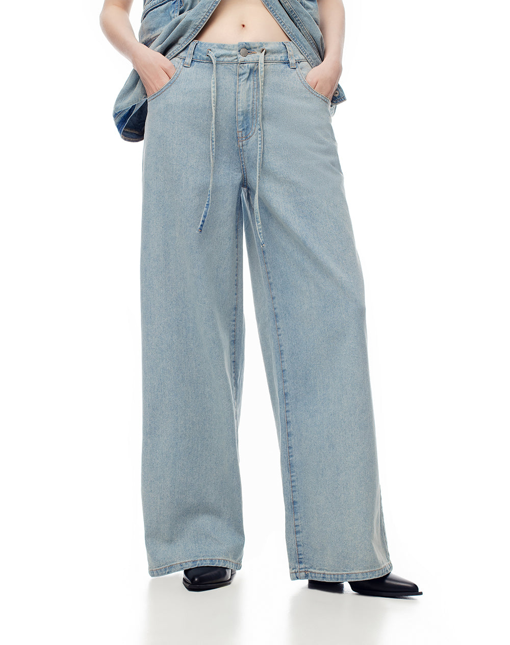 Jean loose fit tiro alto indigo medio