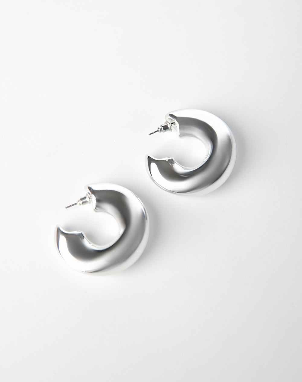 Aretes plateados