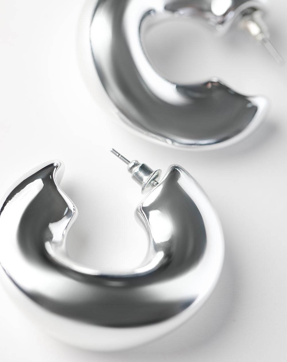 Aretes plateados