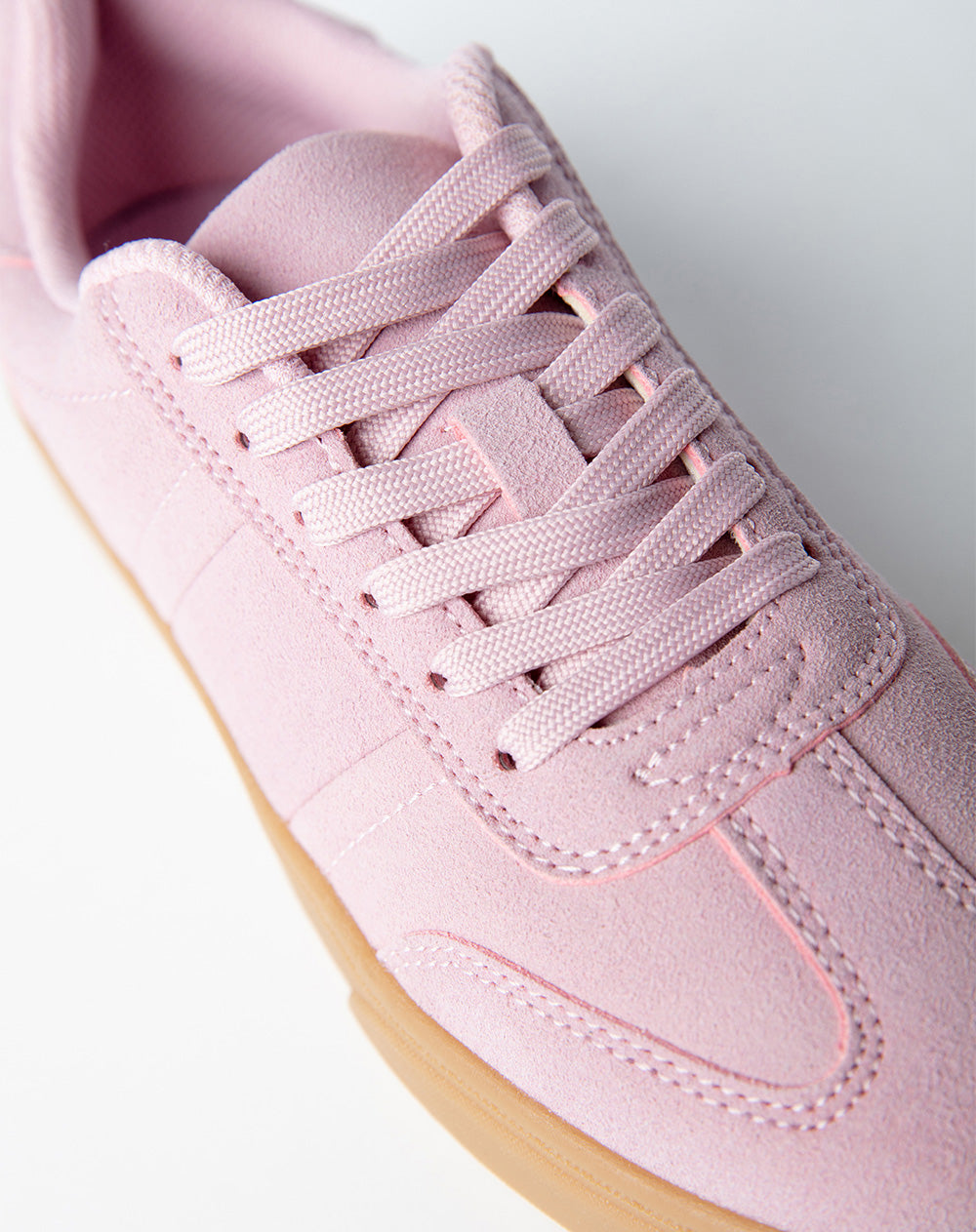 Tenis lila