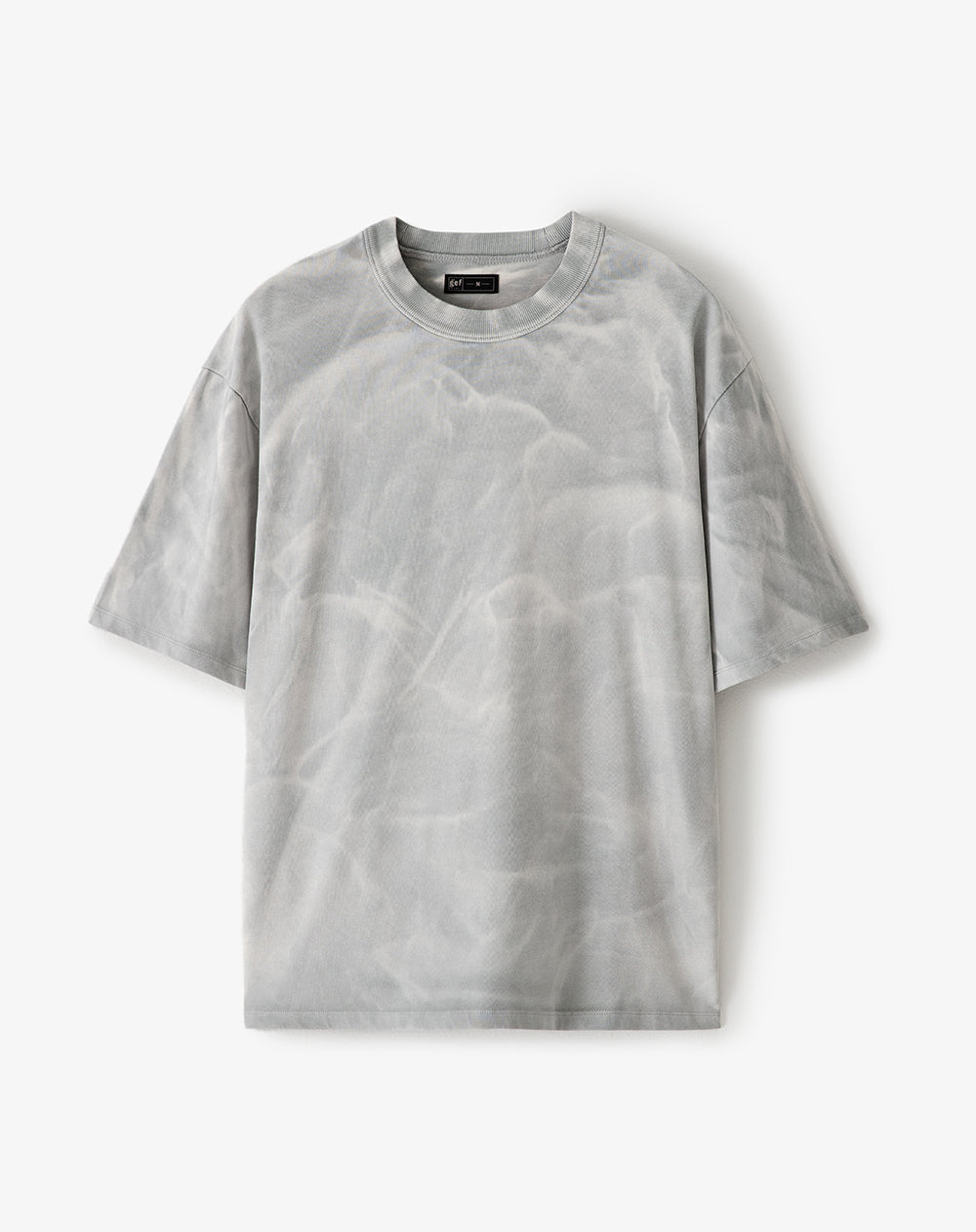 Camiseta regular fit manga corta gris estampada