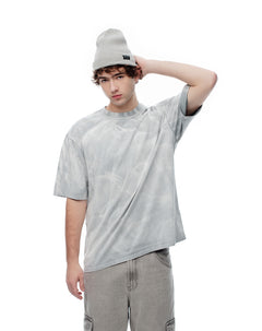 Camiseta regular fit manga corta gris estampada