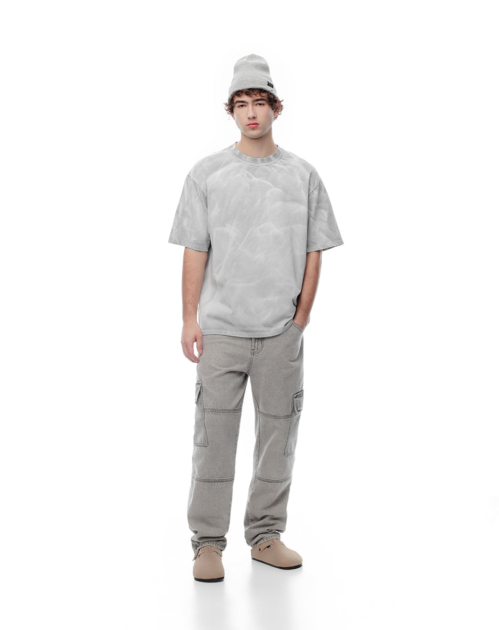 Camiseta regular fit manga corta gris estampada