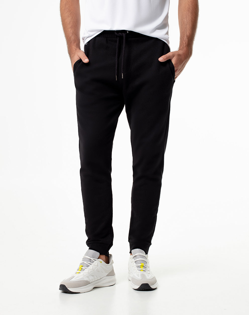 Jogger regular fit tiro medio negro