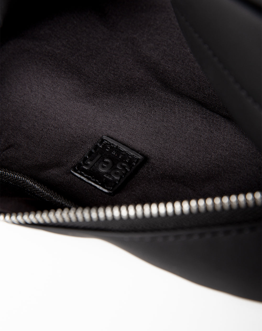 Estuche negro