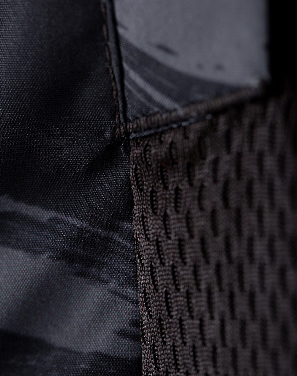 Pantaloneta deportiva secado rápido negra para hombre