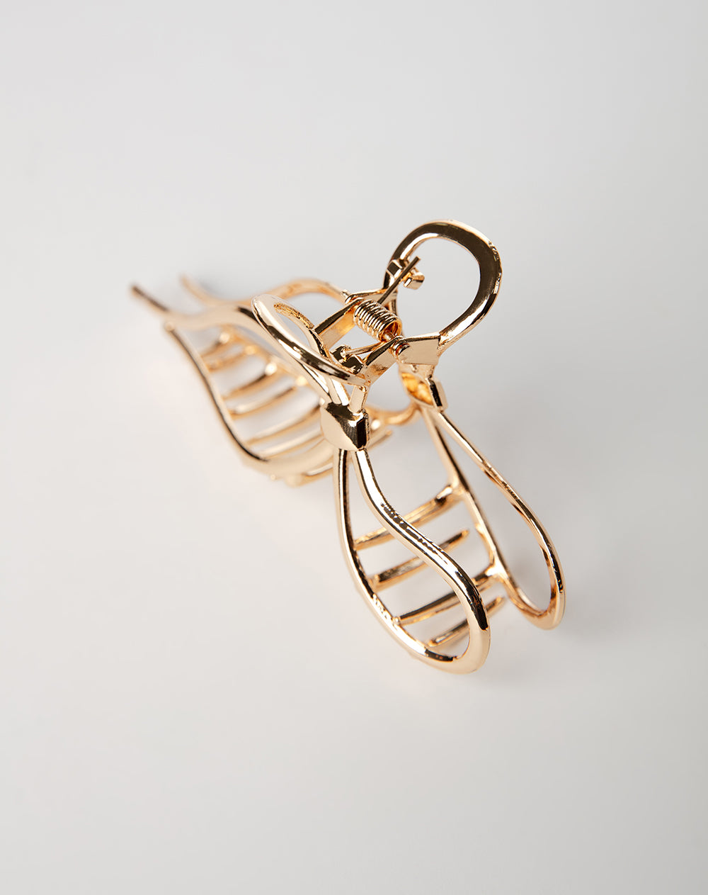 Accesorio de pelo dorado
