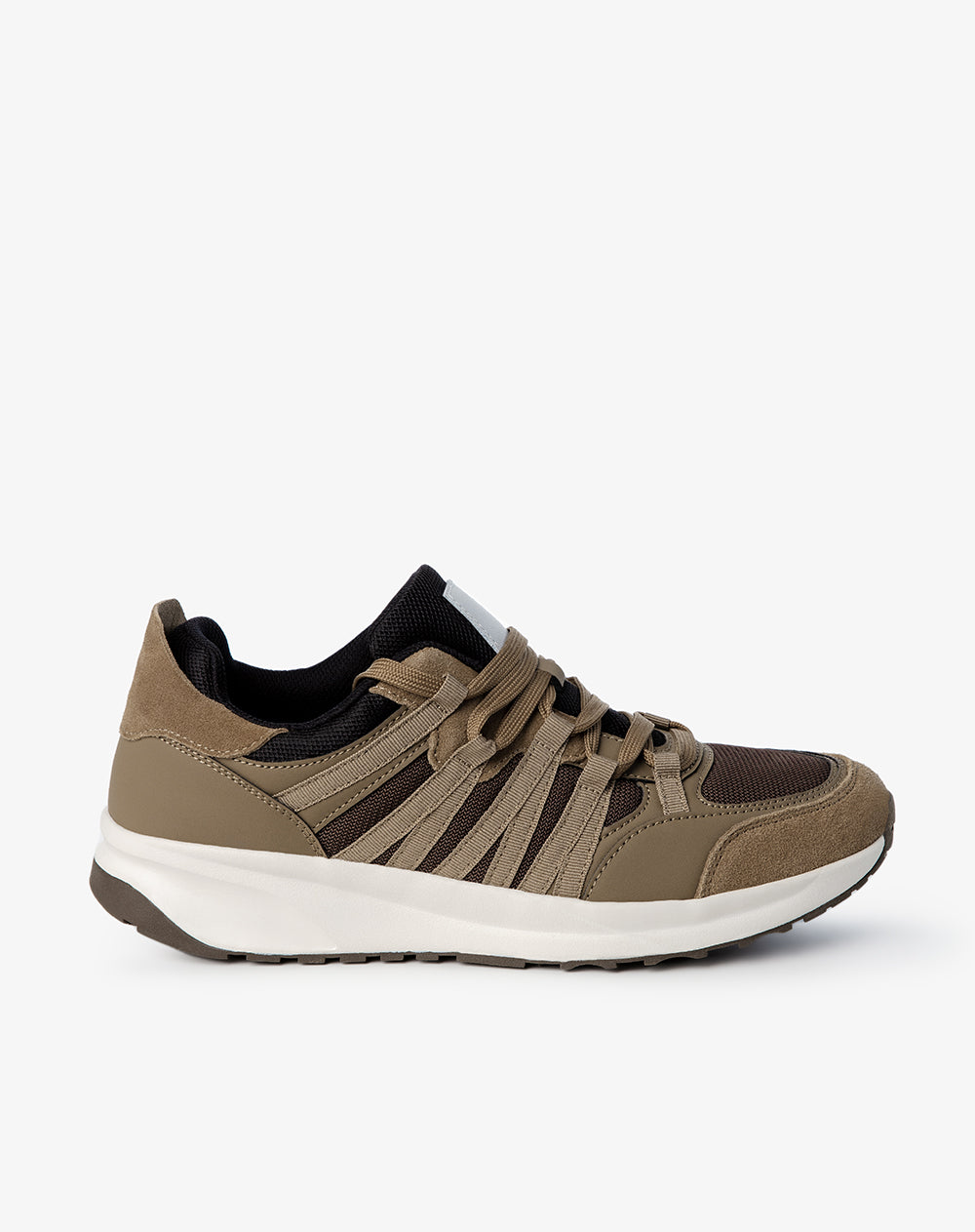 Zapatos tenis cafe