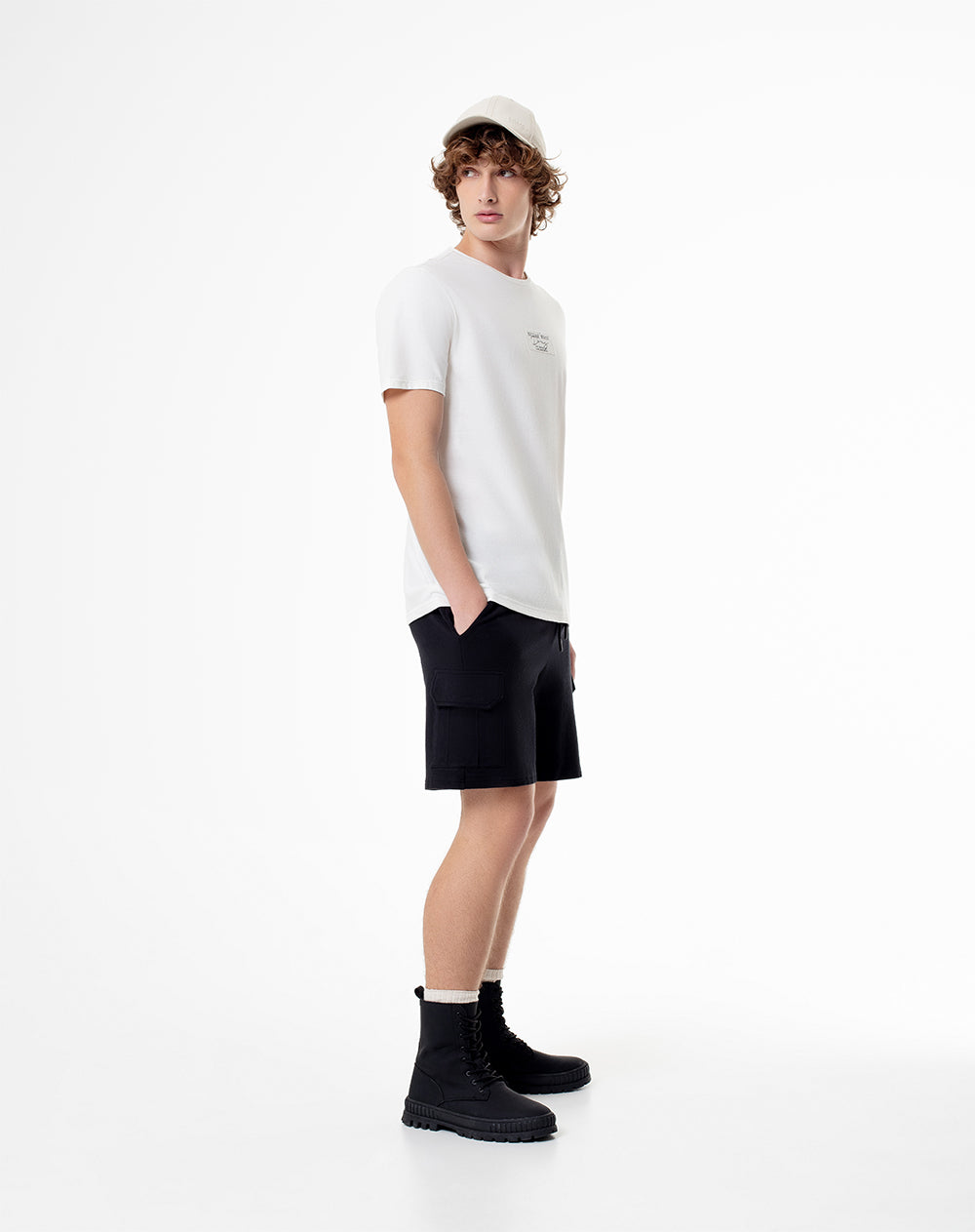 Camiseta oversized fit manga corta vainilla