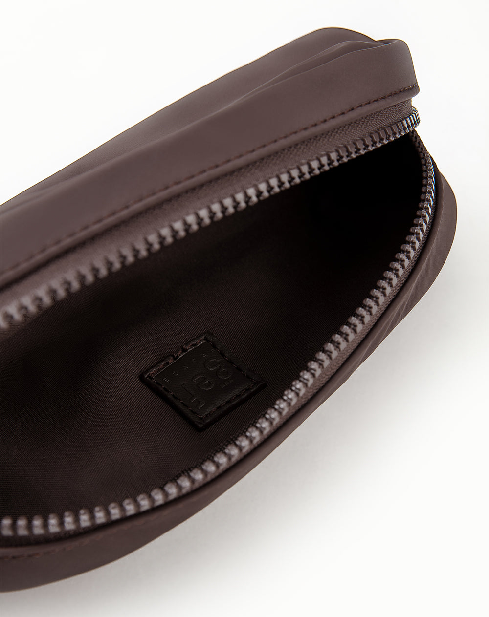 Estuche organizador café mujer