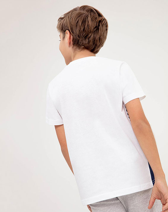 Camiseta con rayas negras y blancas para niños
